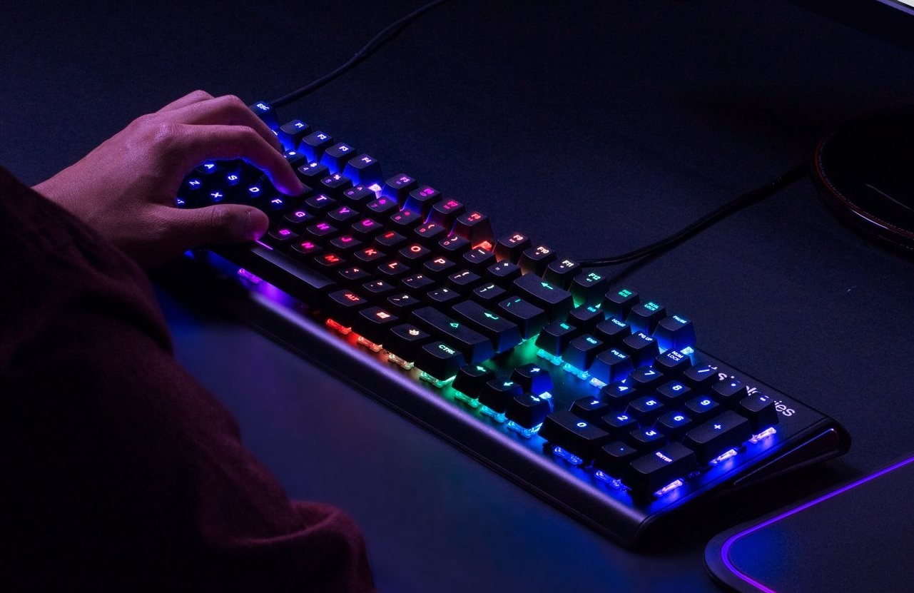 photo of SteelSeries' new keyboard ensures you never miss a Discord alert image