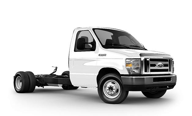 Ford E-350 chassis cab, front three-quarter view