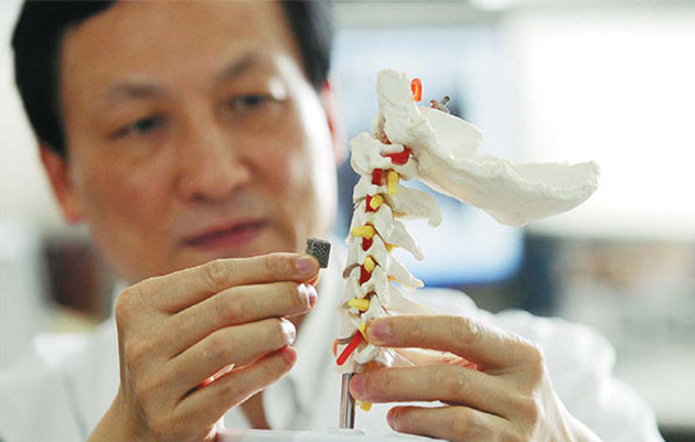 Boy gets the first 3D-printed vertebra implant