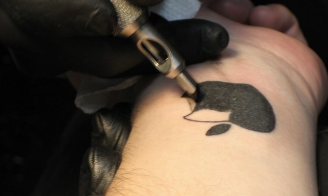 photo of Apple tattoo makes it permanent image