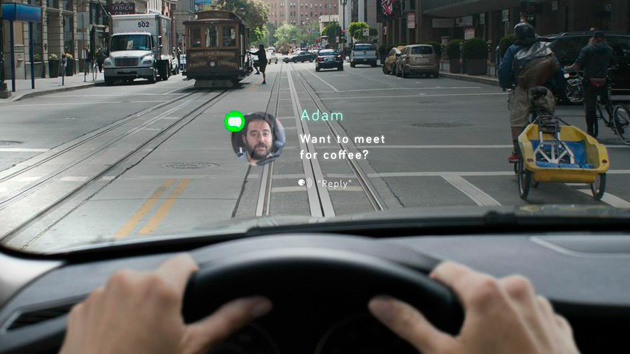 In-car heads-up display lets you respond to texts with hand motions and voice