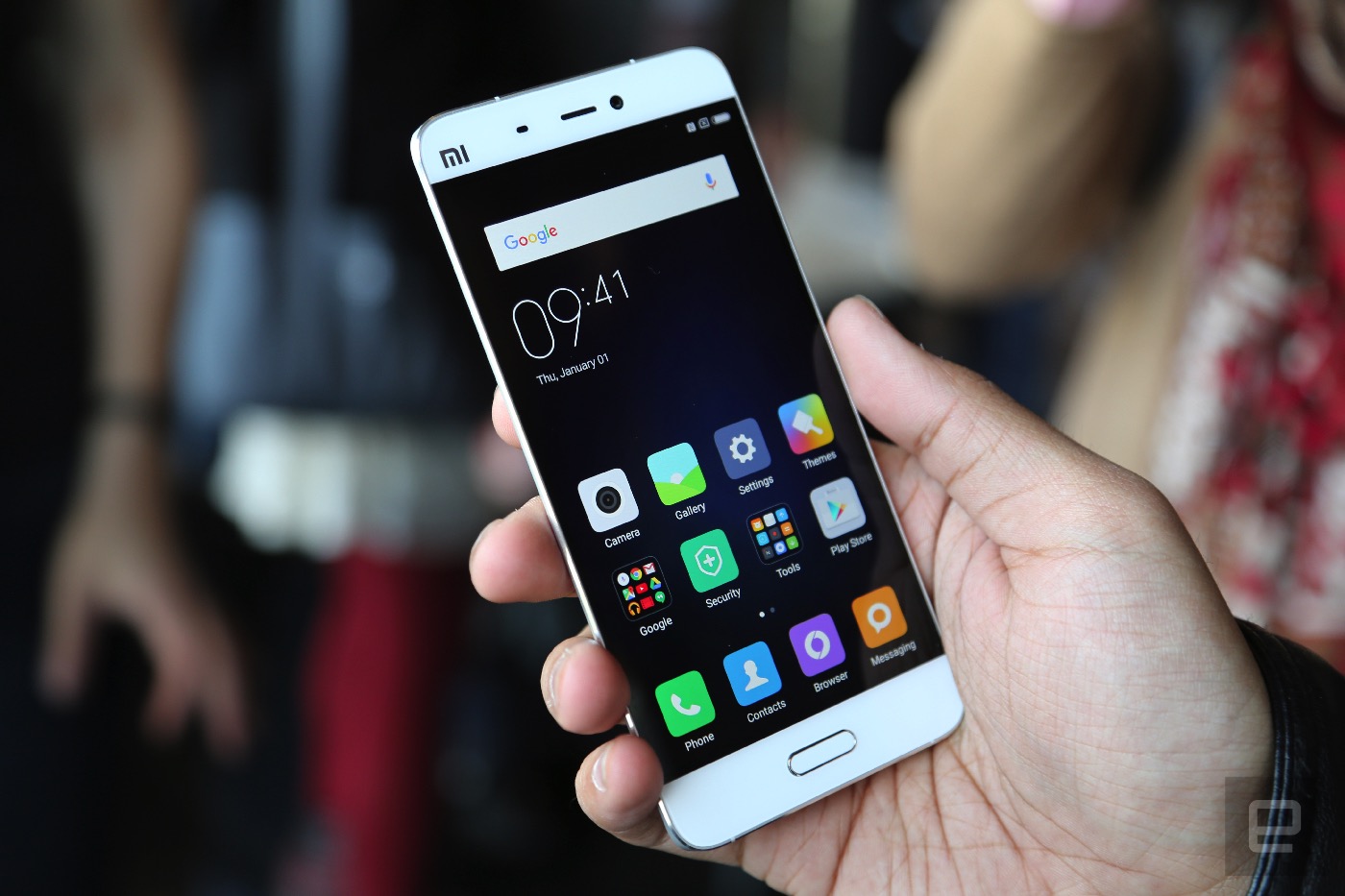 Xiaomi's 'most beautiful' flagship rocks a Snapdragon 820