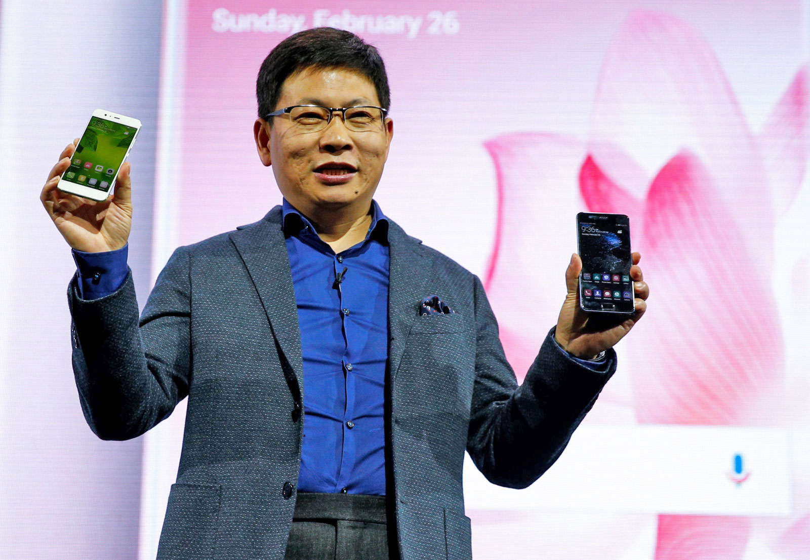 AT&T might be the first US carrier to sell a Huawei phone