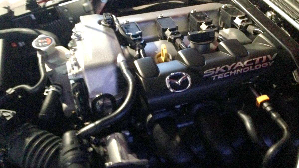 Clandestine engine photo of 2016 Mazda MX-5 Miata prototype