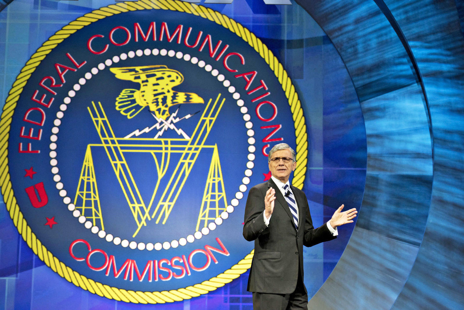 FCC lays out its big 5G push