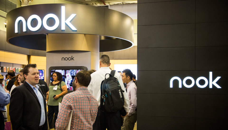 Barnes and Noble farms out some Nook tech services