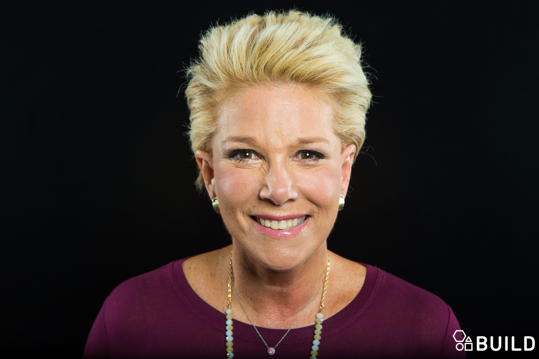 Joan Lunden Hairstyle. 