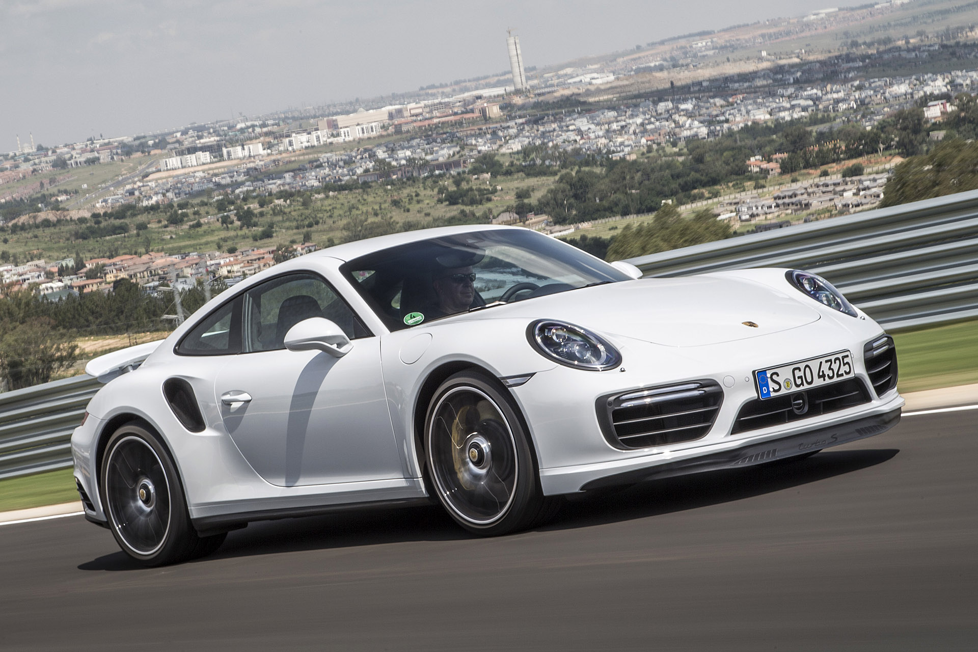 Porsche 911 Turbo Pricing, Reviews and New Model 