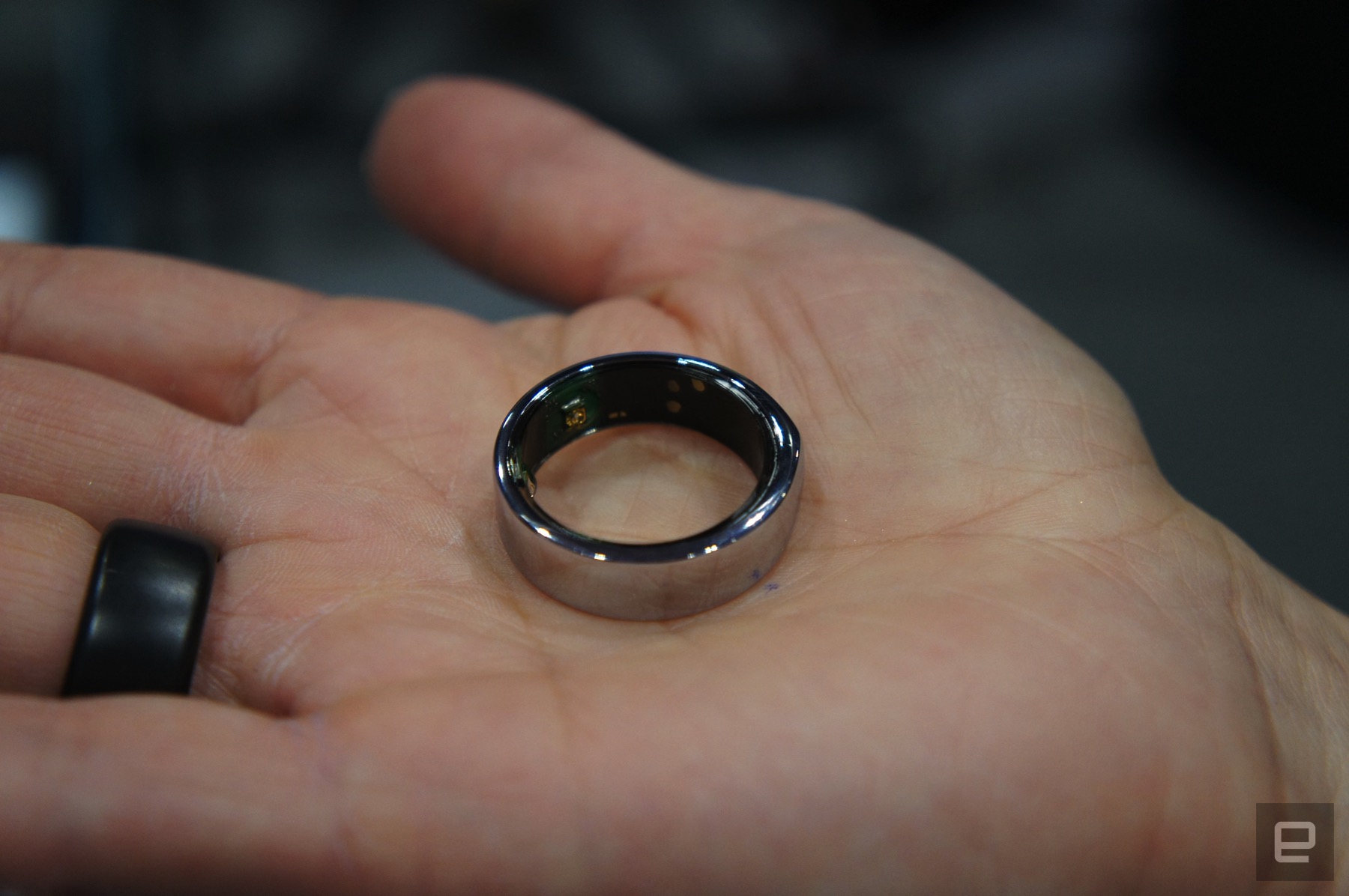 photo of Oura’s second-generation ring is a better fit for your finger image