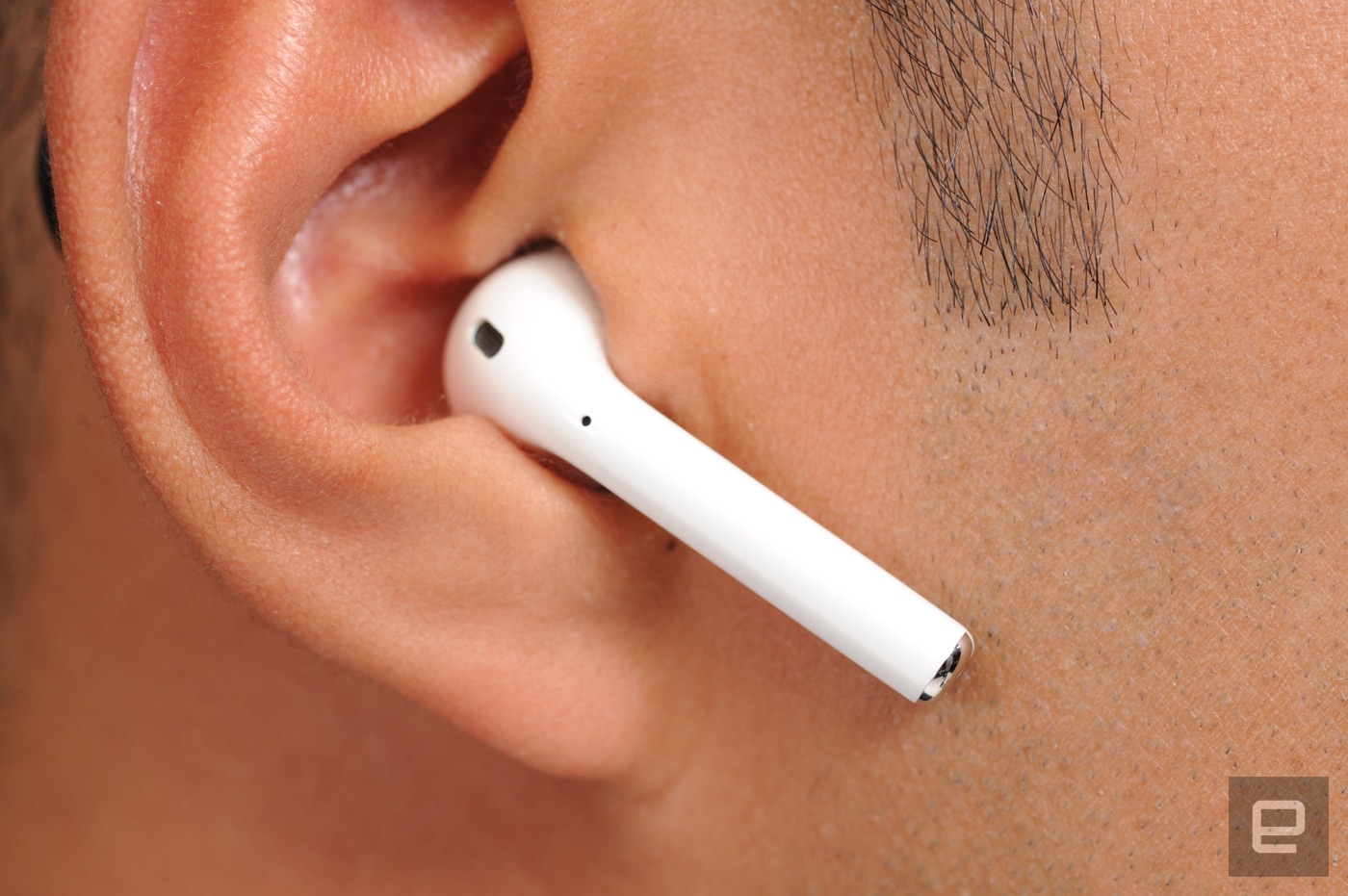 Наушники Apple AIRPODS В ушах