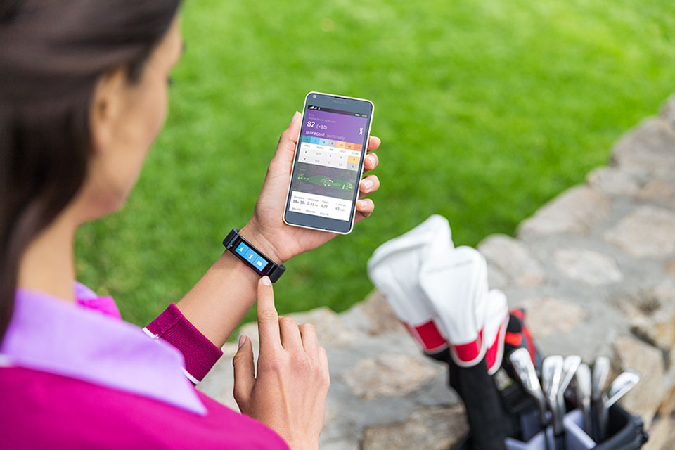 Microsoft Band's golf support in action