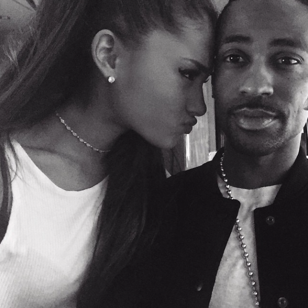 Ariana Grande And Big Sean Kiss On Stage Watch Their Pda Moment Cambio