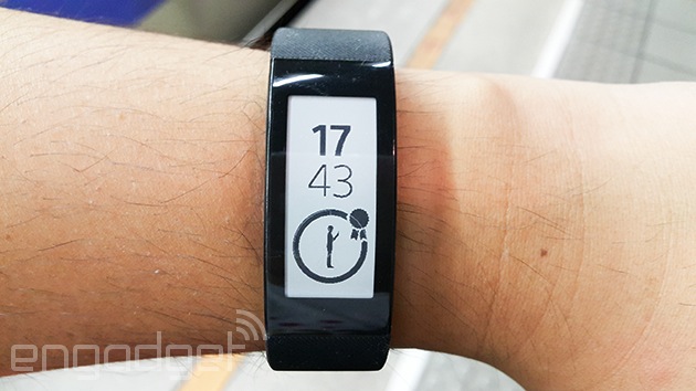 sony smartband talk e-ink 通话手环评测