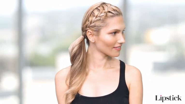Cute Gym Hairstyle That Will Stay Put For Your Workout