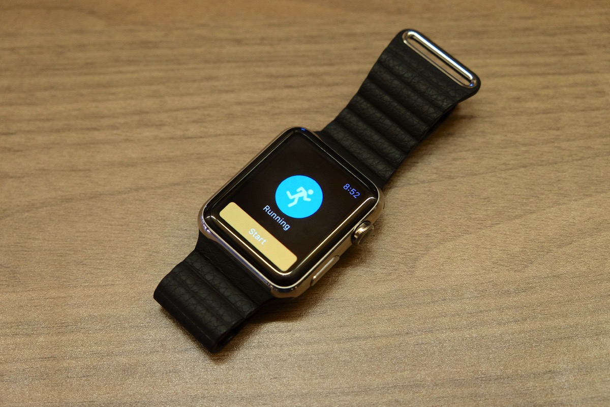 Runkeeper&#039;s new Apple Watch app lets you jog phone-free