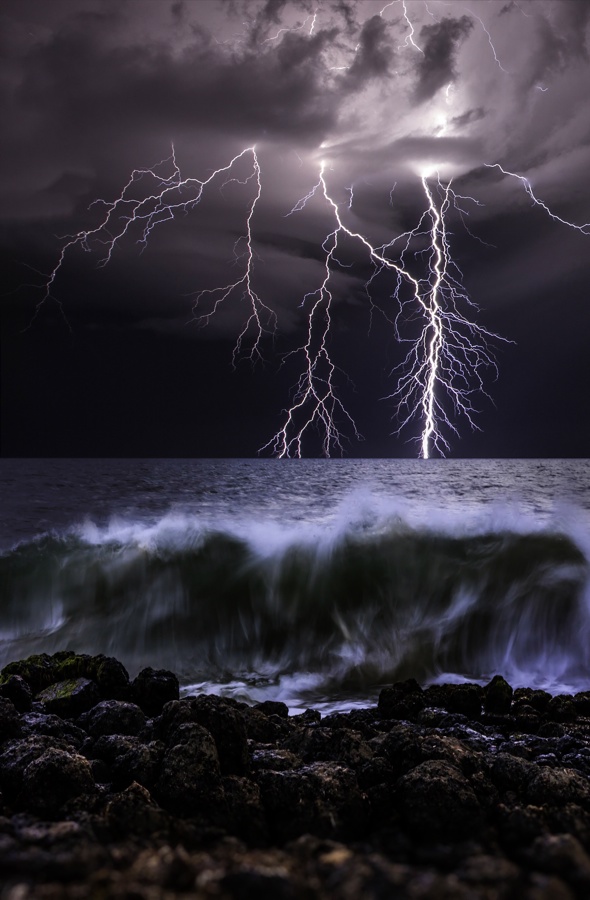 stormchaser-lightning-pictures-craig-eccles-photography-australia