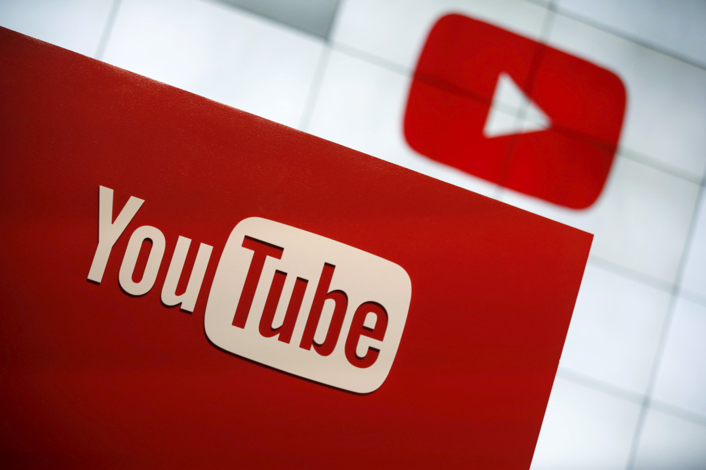 YouTube will soon show six-second &#039;Bumper&#039; ads before videos