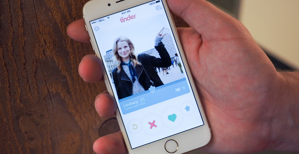 Tinder blocks under 18s from swiping for love