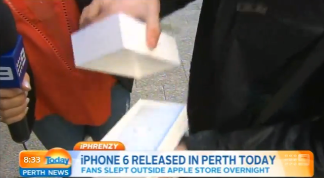 photo of Video: The first person to buy the iPhone 6 in Perth immediately dropped it image