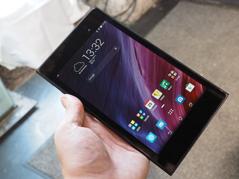 ASUS' MeMO Pad 7 gets a new chic look, lighter body and sharper screen