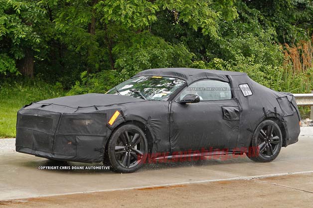 Ford Mustang spy shots