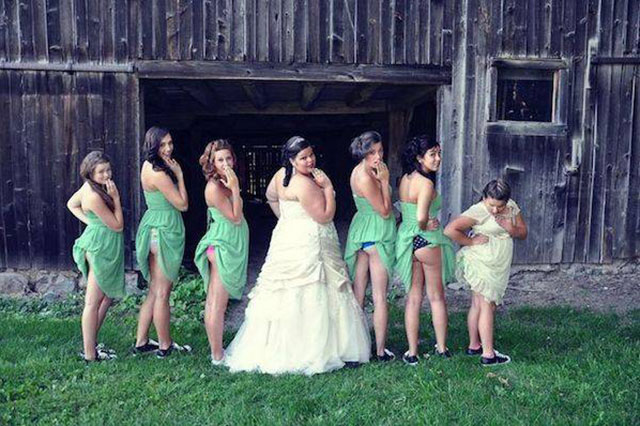 Bridesmaids Flashing Their Bums Is Now A Trend At Weddings