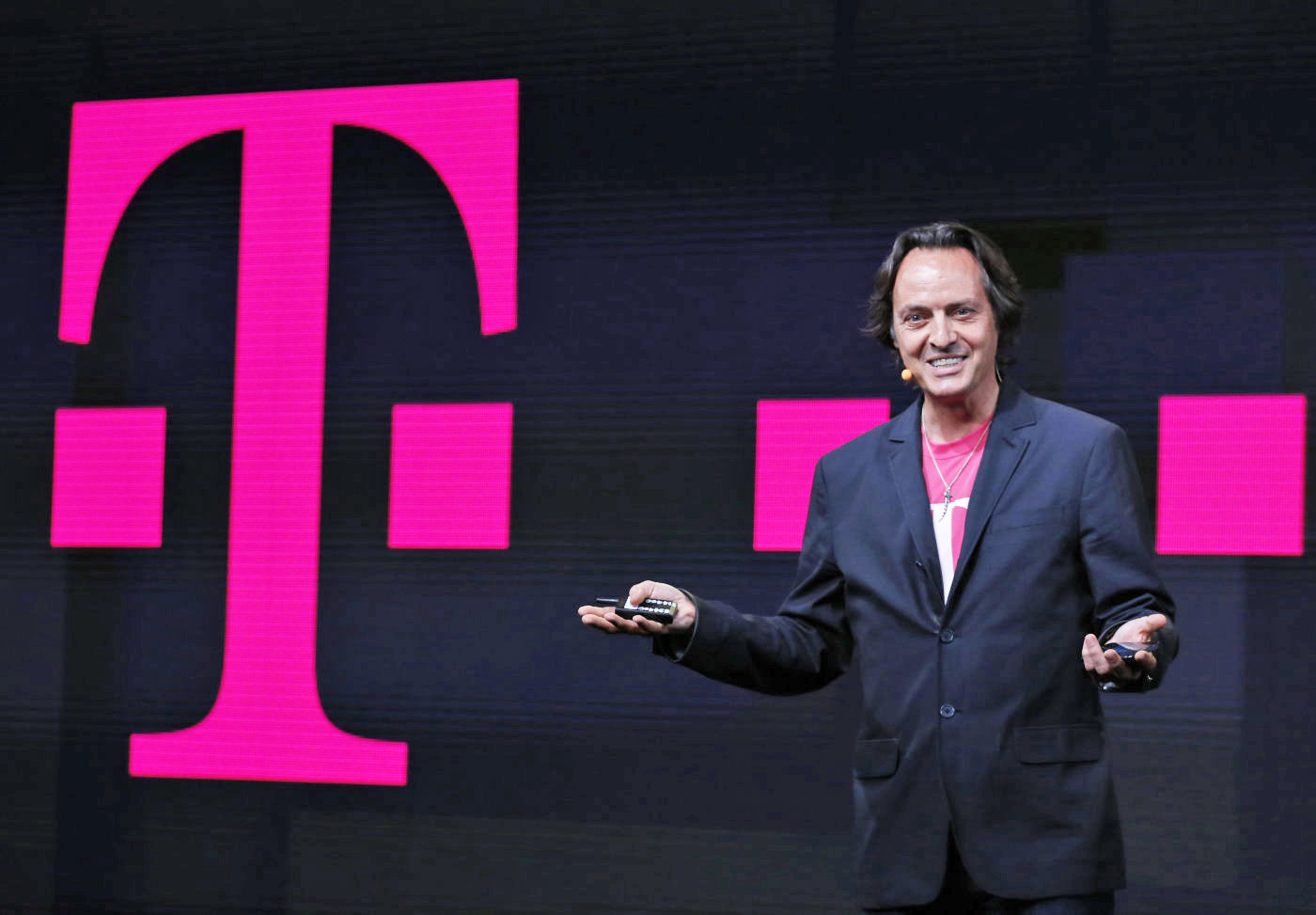 T-Mobile creates service plan for visitors to the US
