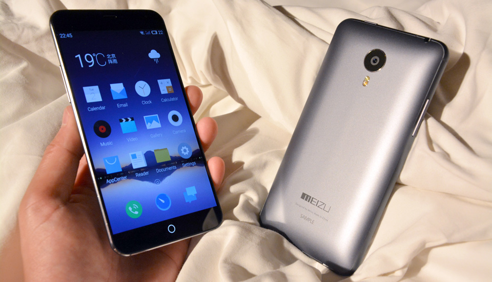 photo of Meizu's MX4 is a big phone that's surprisingly comfy to hold image