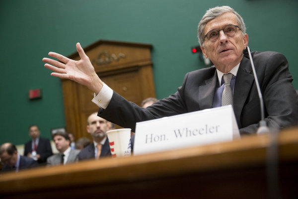 FCC votes in favor of new Net Neutrality rules, leaves room for 'fast lanes'