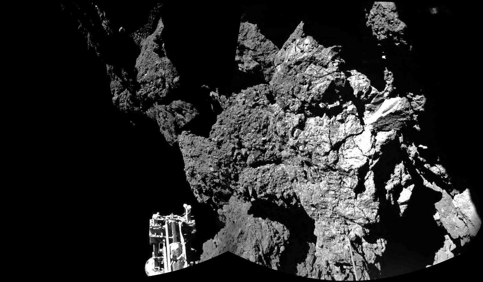 Comet lander Philae says goodbye as communications are cut