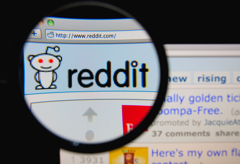 photo of Reddit offers an olive branch to moderators: 'we apologize' image