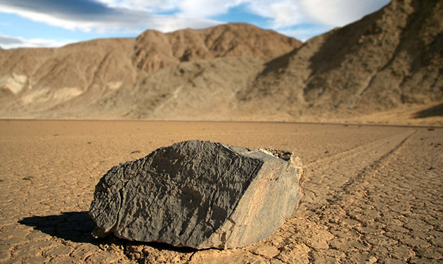 photo of Mystery of Death Valley's sailing stones solved with GPS and time-lapse image