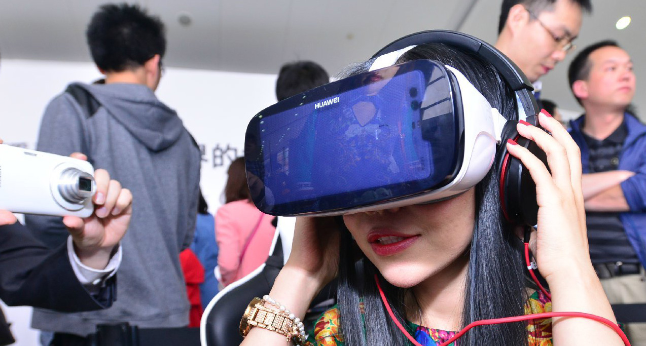 Of course Huawei is making a Gear VR rival