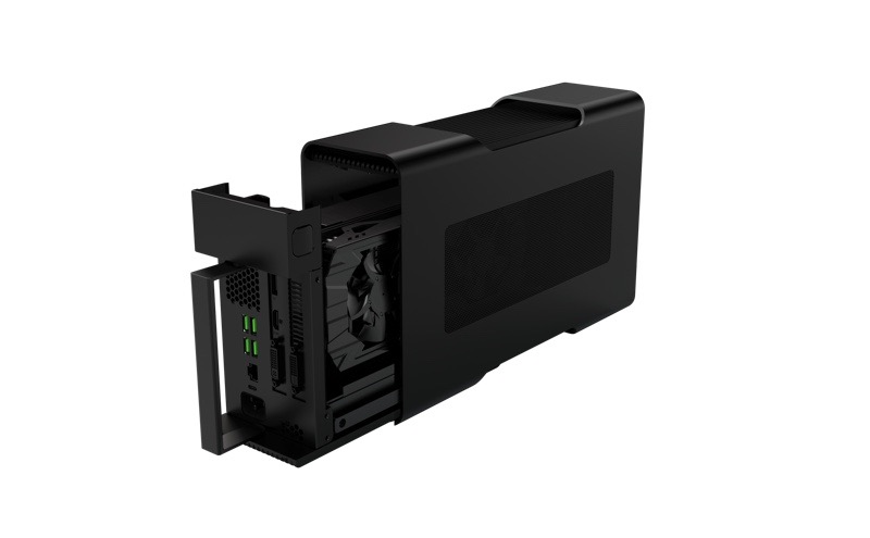 Razer、外付けGPU対応の薄型高性能ノート Blade Stealth 発売。Razer CoreドックにデスクトップGPUを接続