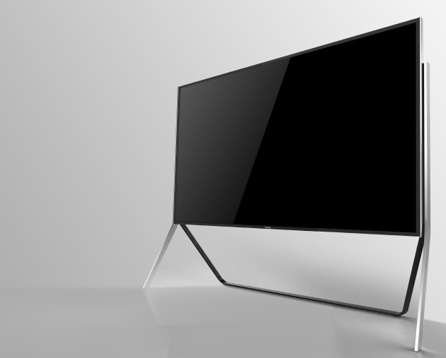 photo of Samsung's new UHD TV is the first to go from flat to curved on command image
