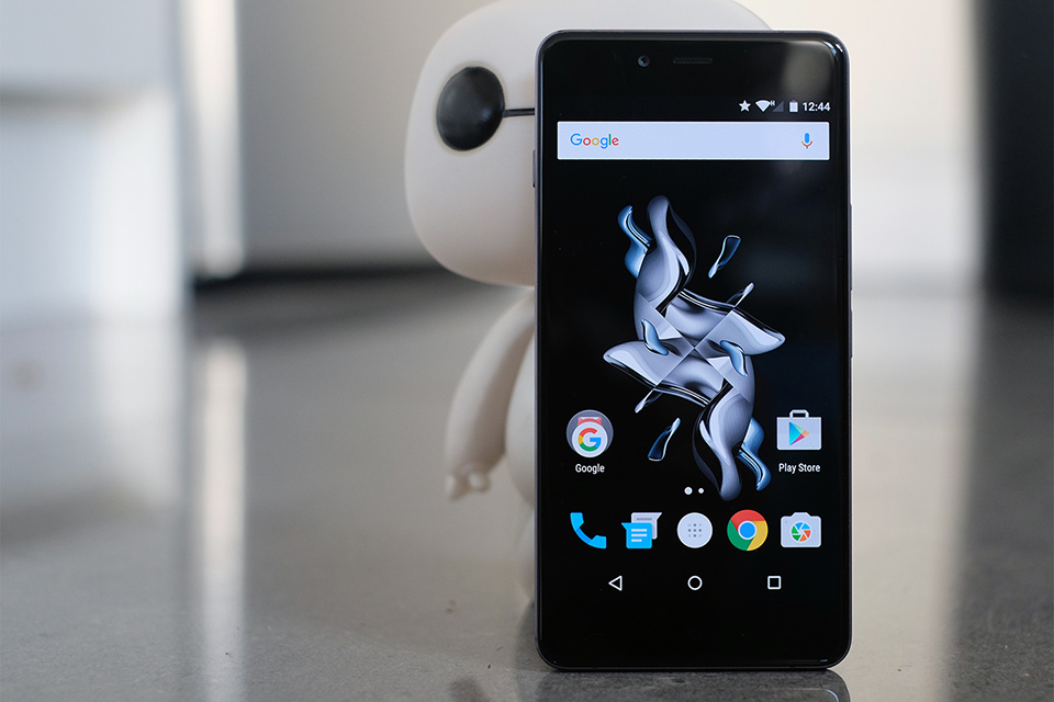 The OnePlus X is now available without an invite