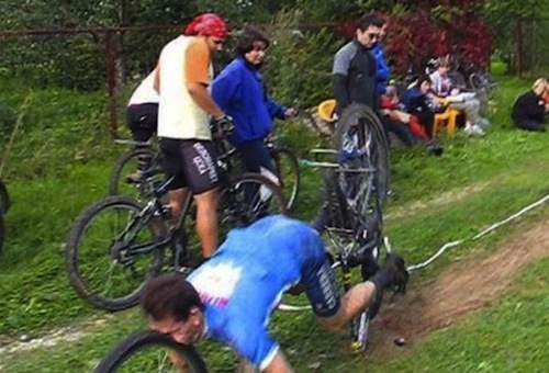 funny people falling off bikes , bike fails