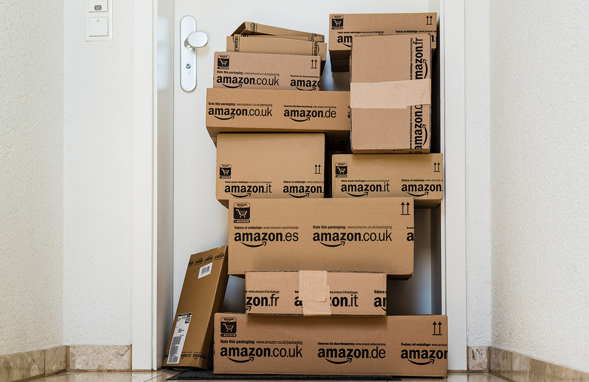 Amazon delivery drivers sue for employee benefits and compensation