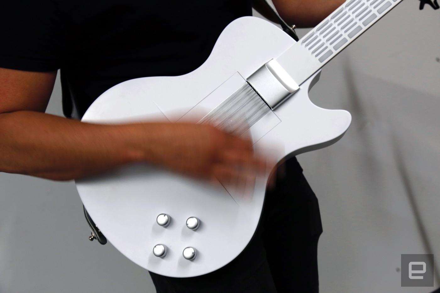 Magic Instruments&#039; digital guitar makes it easy for anyone to jam