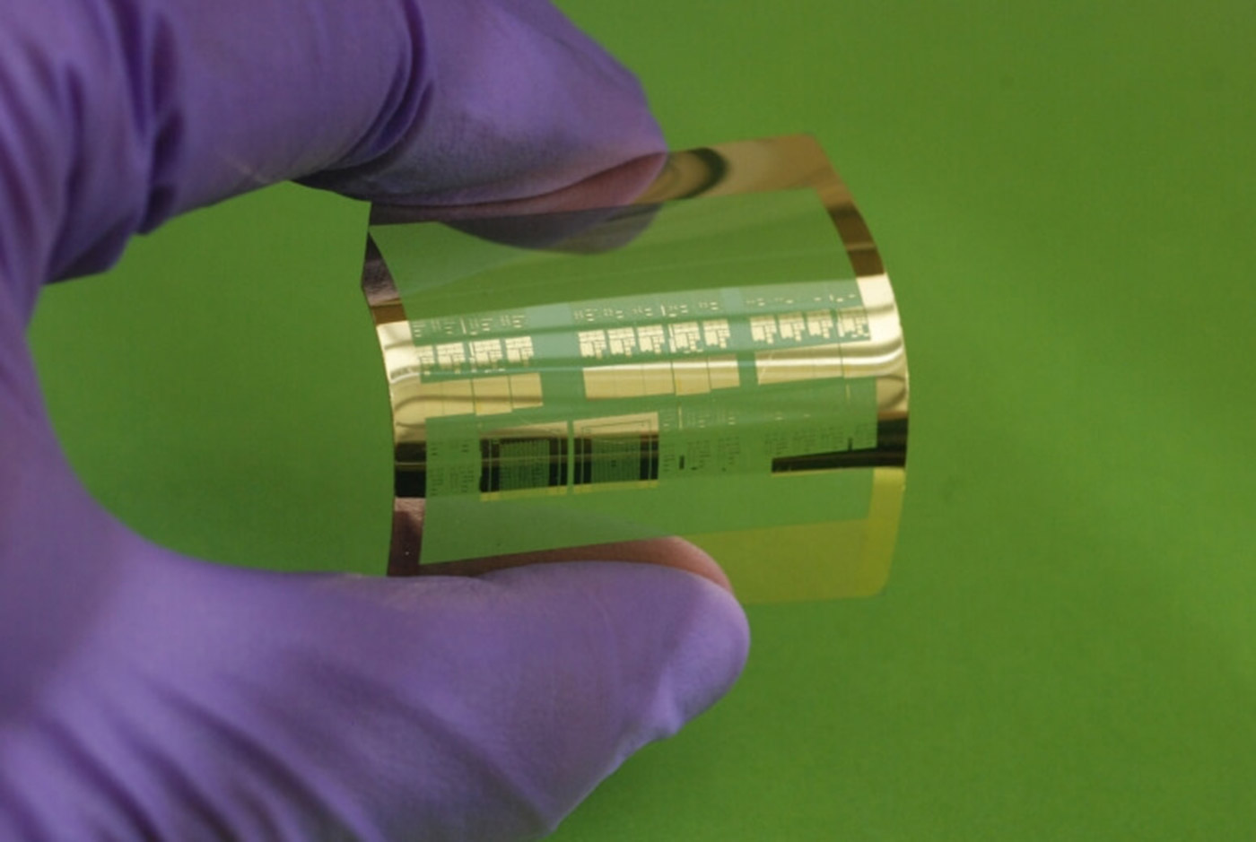 Scientists design fast, flexible transistor for wearables