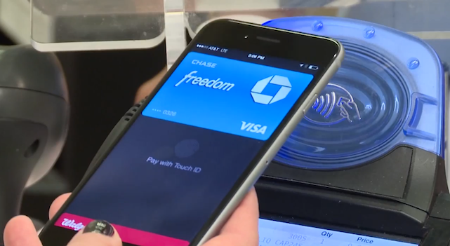 photo of Checking out in 44 seconds at Walgreens with Apple Pay image