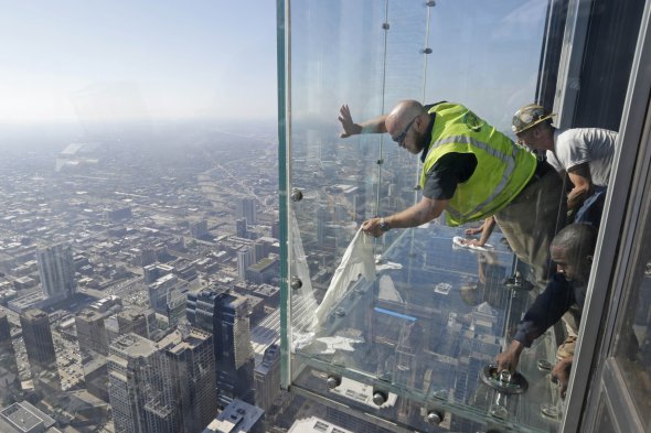 Hancock Tower Chicago Glass Floor