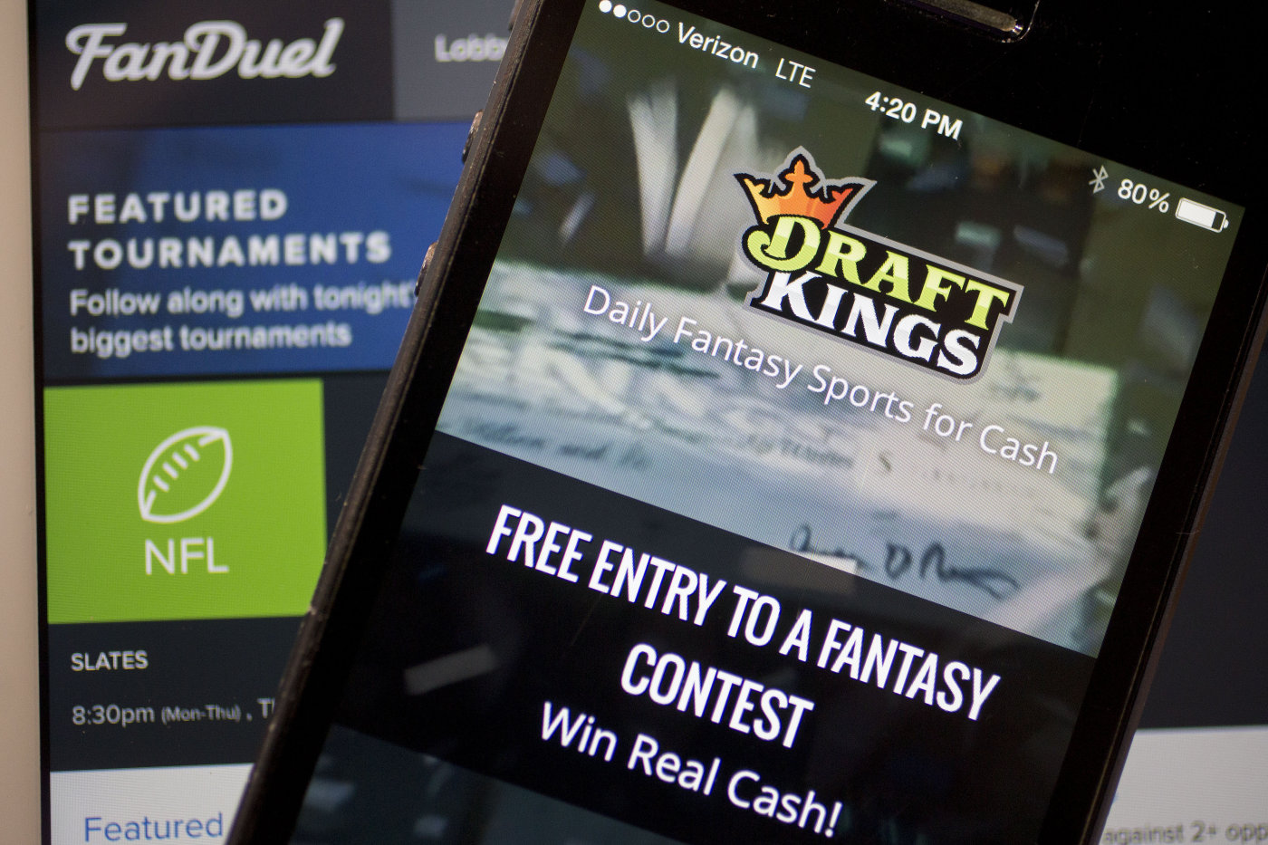DraftKings and FanDuel pull the plug on college fantasy contests