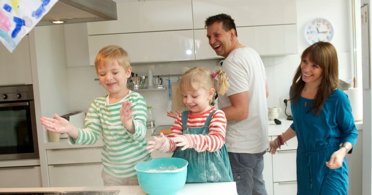20 Things All Parents Should Teach Their Kids