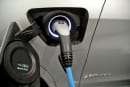 BMW、EV用全固体電池開発に向け米スタートアップSolid Powerと提携。航続距離延長を見込む