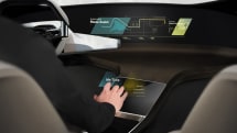 BMWがホログラム式コンソール「HoloActive Touch」発表。触覚応答つきジェスチャーで仮想タッチパネルを操作