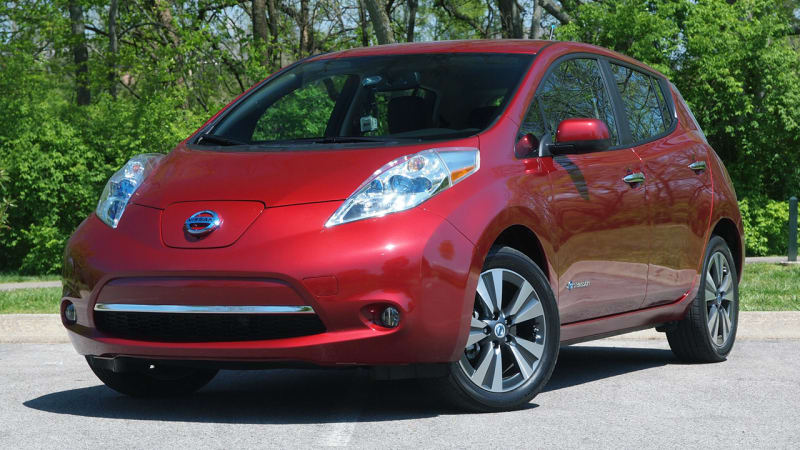 Nissan Leaf, Sentra recalled for passenger airbags