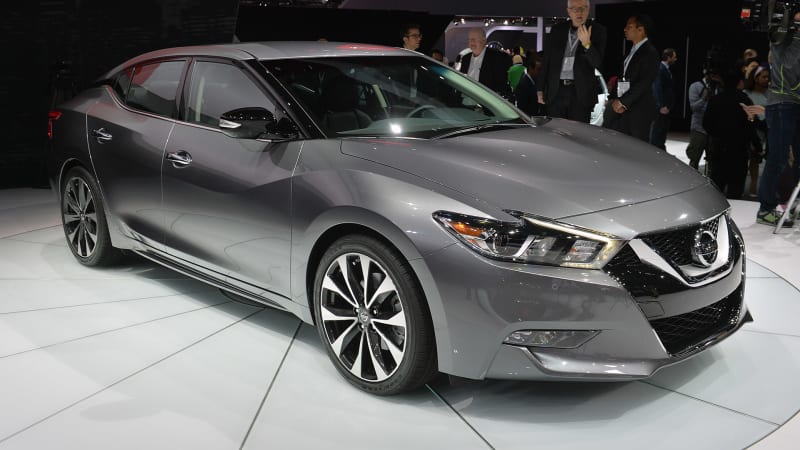 2016 Nissan Maxima offers 300 hp and 30 mpg for $32,410* [w/video]