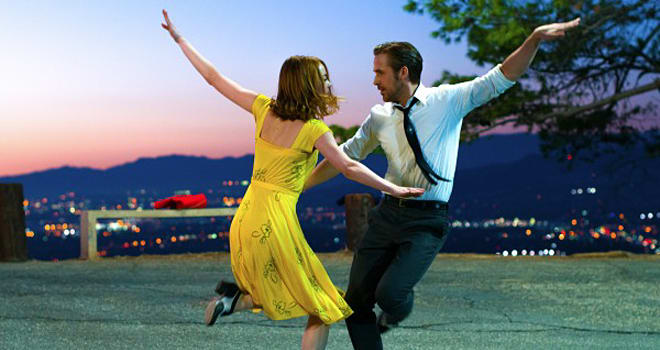 Emma Stone dan Ryan Gosling dalam La La Land