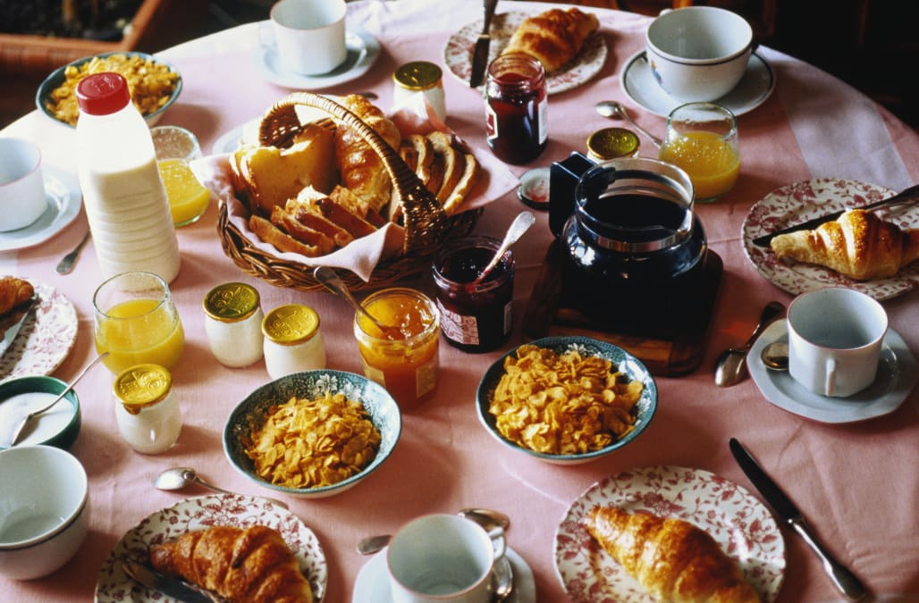 Has lunch in the afternoon. Континентальный завтрак в гостинице что это. Continental Breakfast Table. Continental Breakfast by Anna. Second Breakfast.